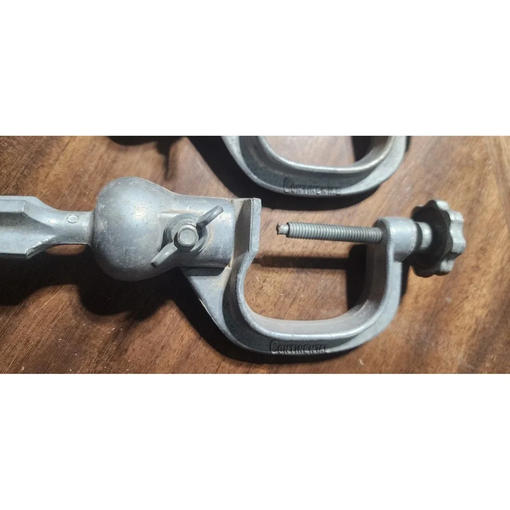 Pair Of 2 Vintage‎ Tool Continental Wig Block Holder Table Clamp